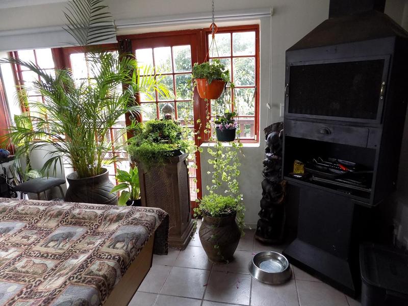 3 Bedroom Property for Sale in Fraaiuitsig Western Cape